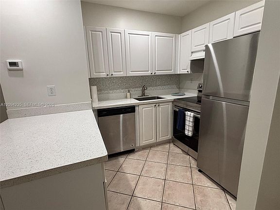 5th image of 1918 Brickell Ave APT 101