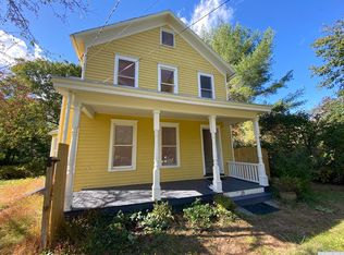 25 Chittenden Rd, Hudson, NY 12534