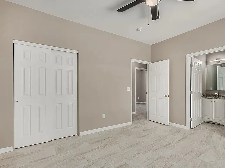 1334 W Talisman St #2 — Photo 7
