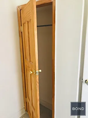 Rented by Bond New York | media 22