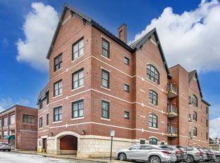 10 Winchester Pl APT 204, Winchester, MA 01890