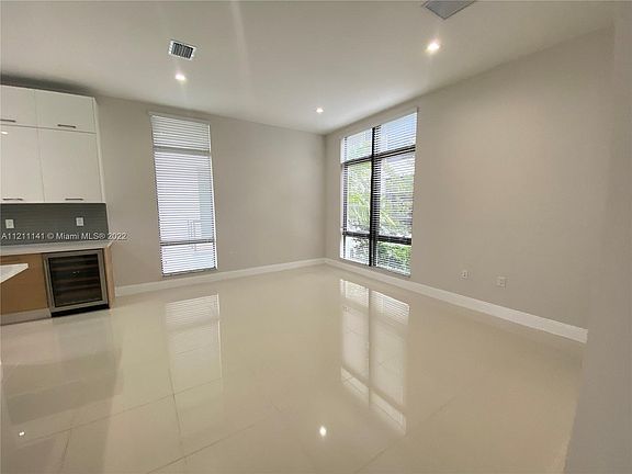 5th image of 8251 NW 47th Ter