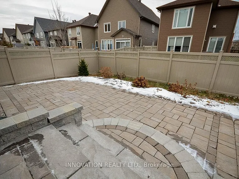 141 Highbury Park Dr — Photo 26