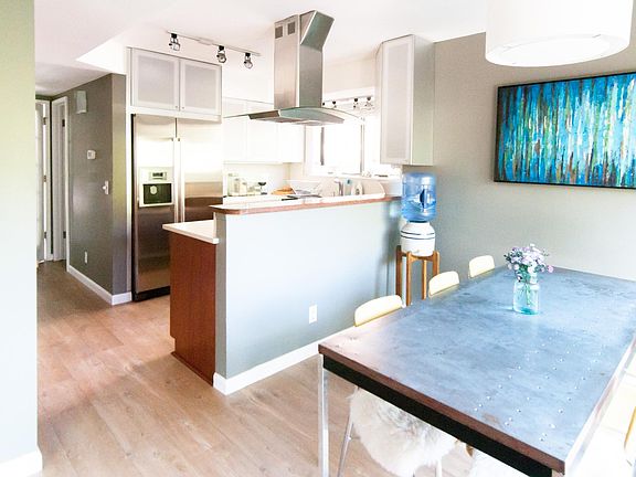 Kitchen - Dining
