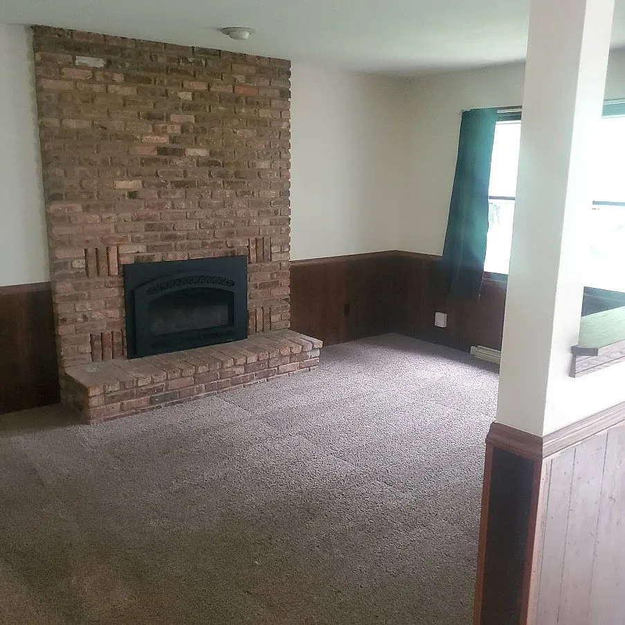 Building Photo - 5308 Manitowoc Pkwy #1