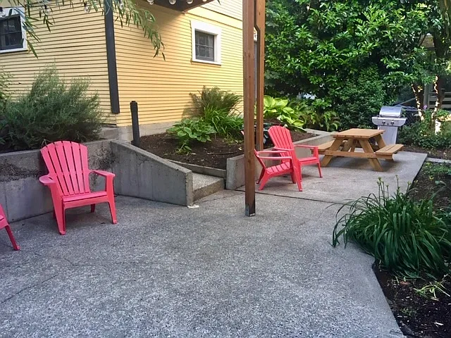 5225 19th Ave NE — Photo 18