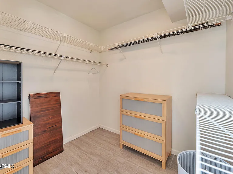 10566 N 87th Pl — Photo 14