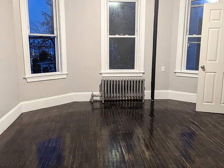 77 Bowdoin Ave — Photo 11
