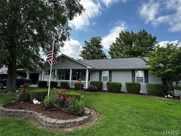 830 Plantation Blvd, Sikeston, MO 63801