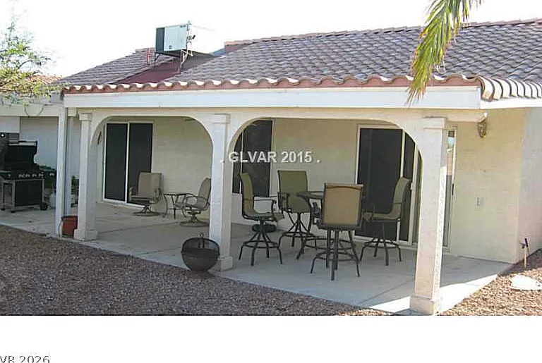 3732 White Plains Dr — Photo 2