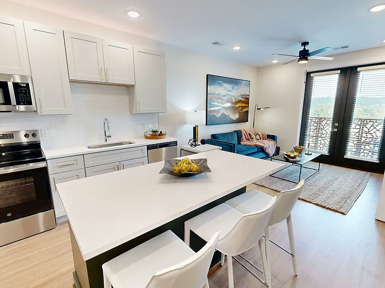 Factory 52 Apartments — Photo 4