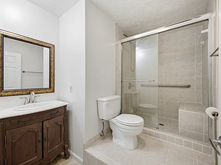 5502 Hill Ct #B — Photo 4
