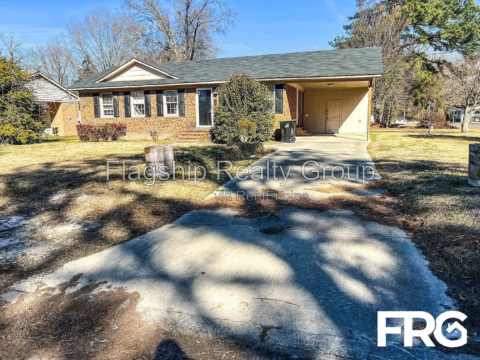 3 bed, 1.5 bath, 1040 sqft, $1,300 — Photo 4