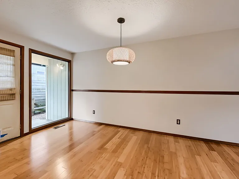 7634 SE Taggart Ct — Photo 3