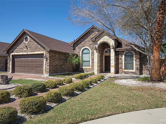 2nd image of 505 Padre Ln