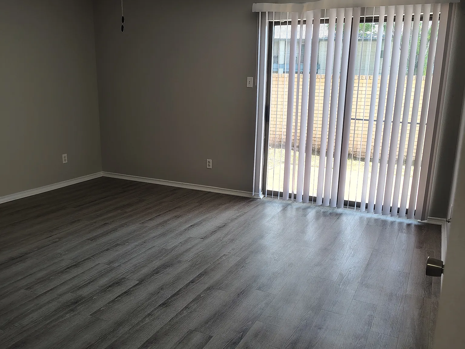 1 bed, 1072 sqft, $850 — Photo 4