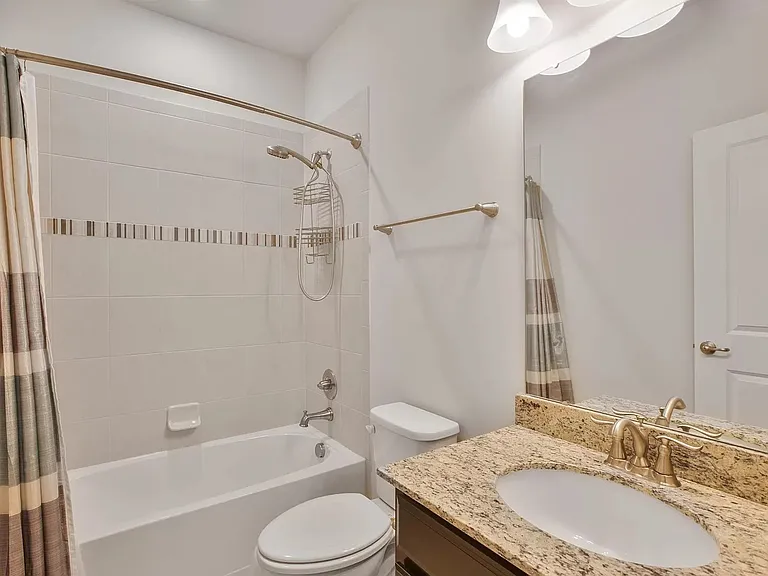 1117 Trenton Pl SE — Photo 21