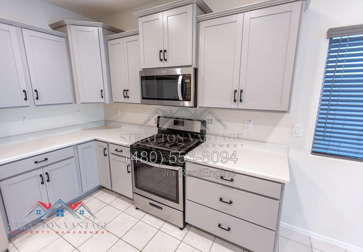 3 bed, 2.0 bath, 1780 sqft, $1,800 — Photo 3