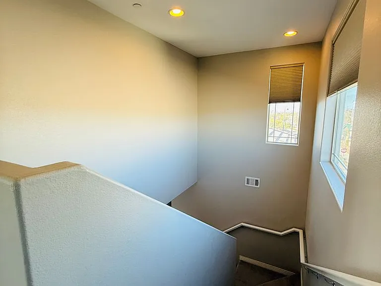 3041 Savella Ave — Photo 37