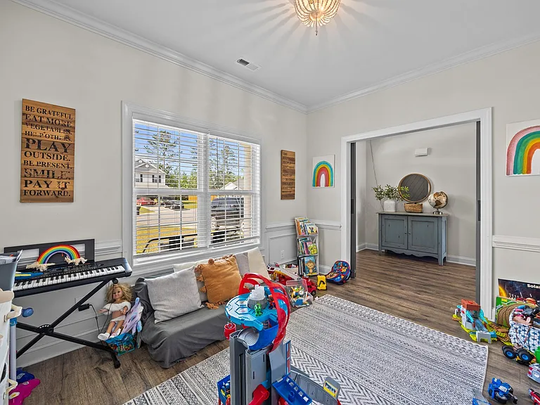 1010 Spot Cir — Photo 42