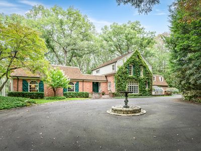 107 Deepwood Road, Stamford, CT, 06903
