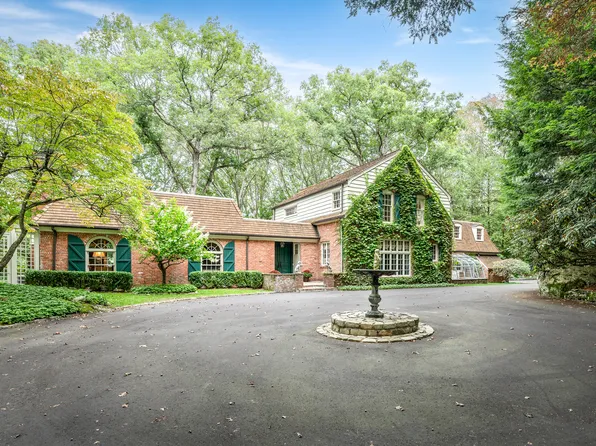 107 Deepwood Road, Stamford, CT 06903