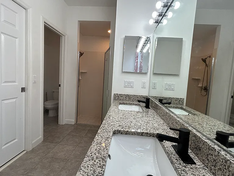 2549 Twain Dr — Photo 26