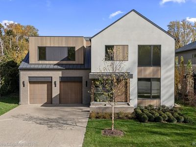 1260 Lyonhurst St, Birmingham, MI, 48009