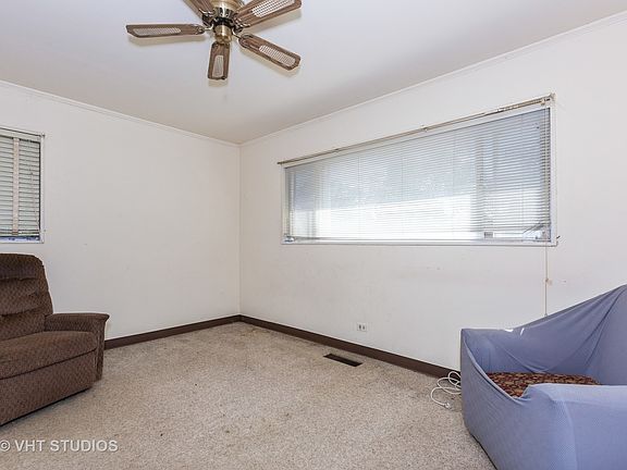 5th image of 302 Sangamon St