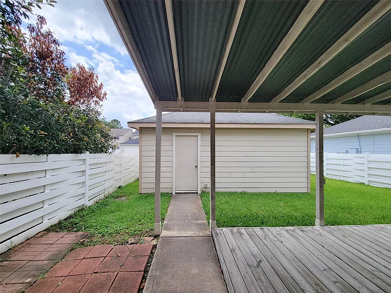 9607 Farrell Dr — Photo 35