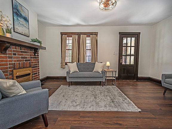 4th image of 5519 Howe St