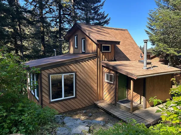 1904 Marmot Dr, Kodiak, AK 99615