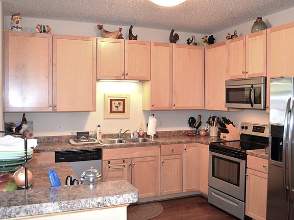 Endless Cabinets and Work Space