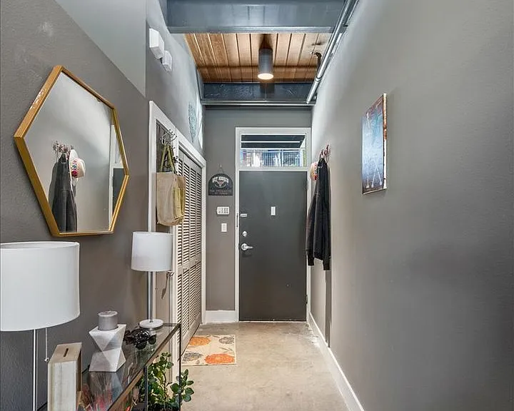 2205 N Lamar Blvd #214 — Photo 5