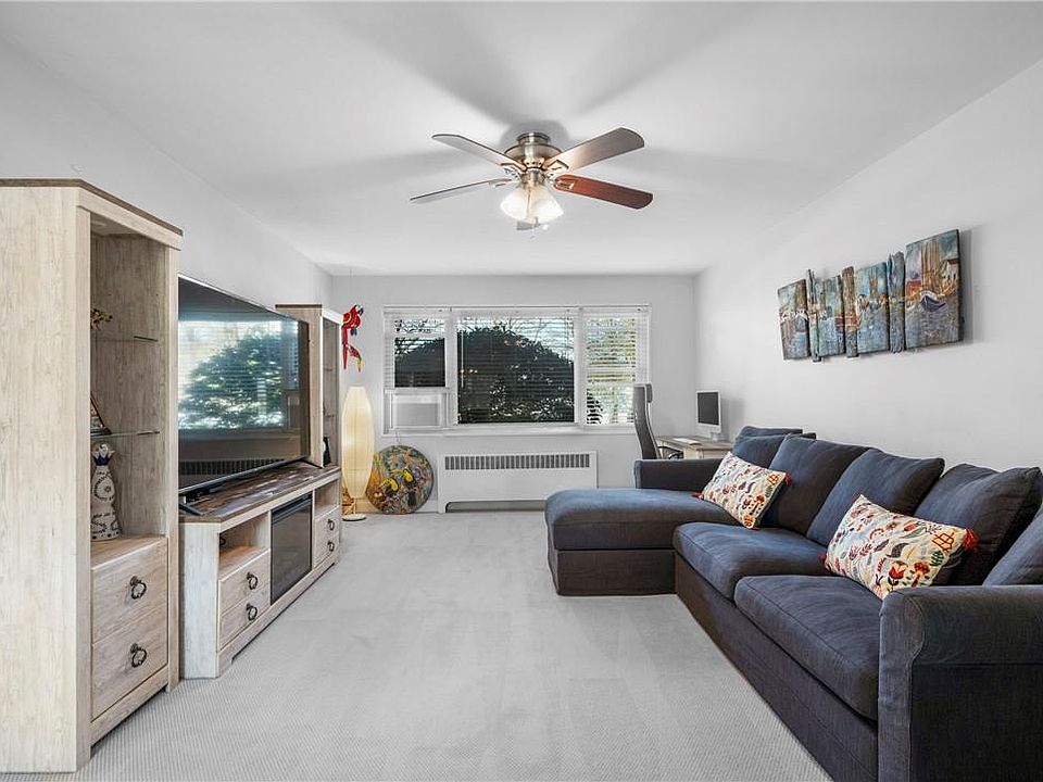1st image of 121 N Broadway #11A