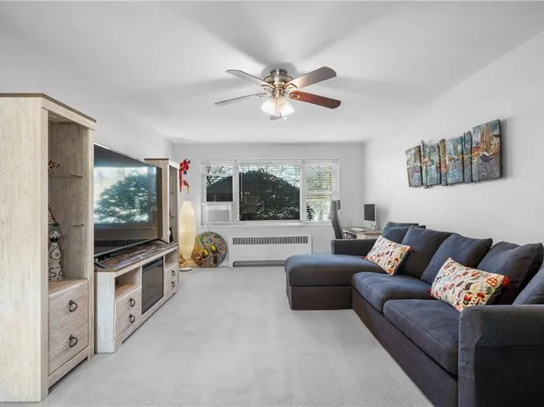 121 N Broadway #11A, White Plains, NY 10603