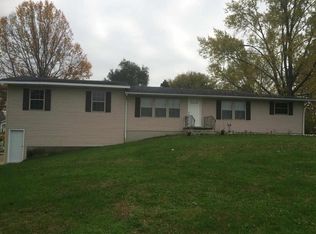 815 E 300 S, Columbia City, IN 46725