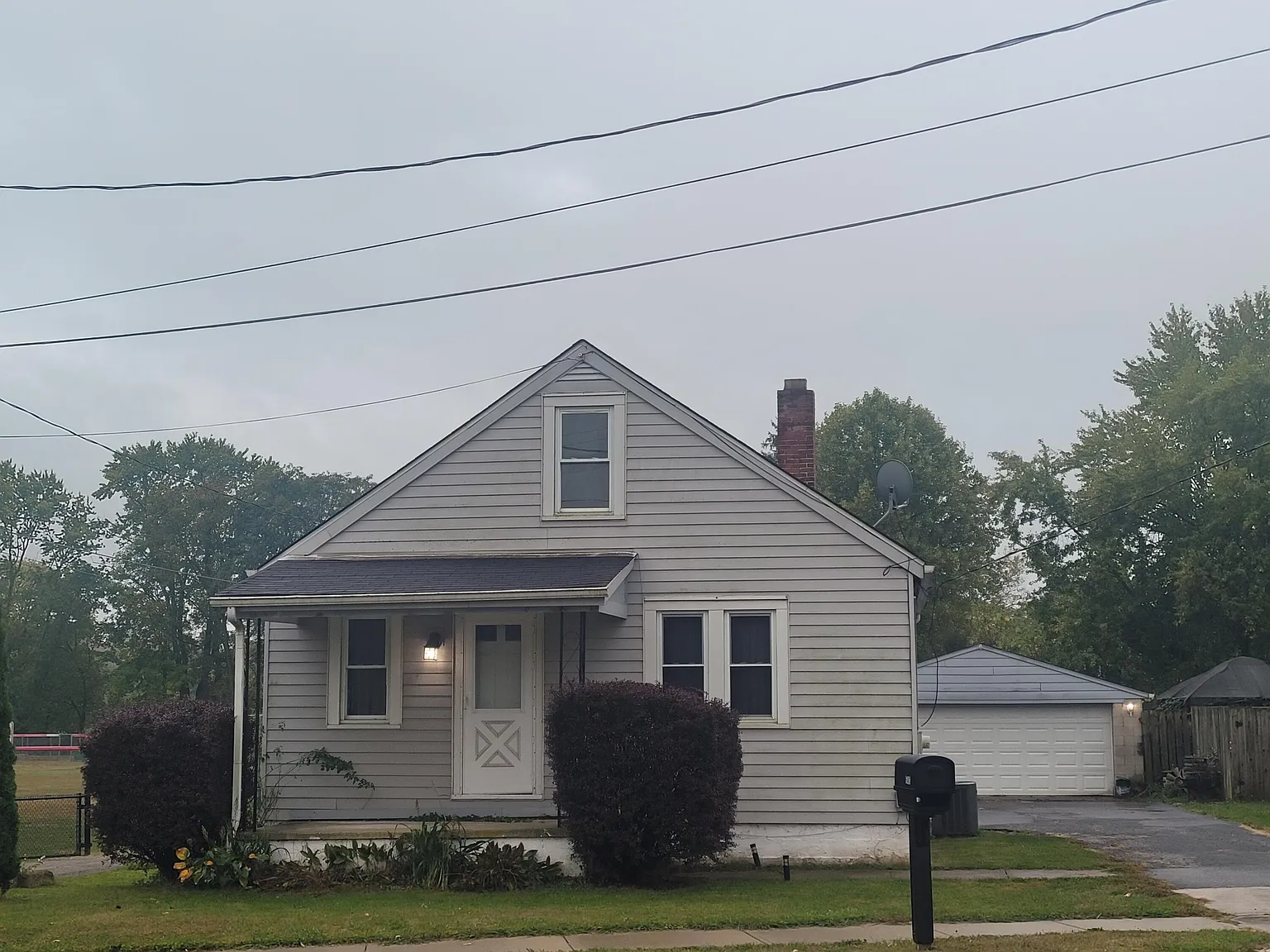 643 Wirt Rd photo 1