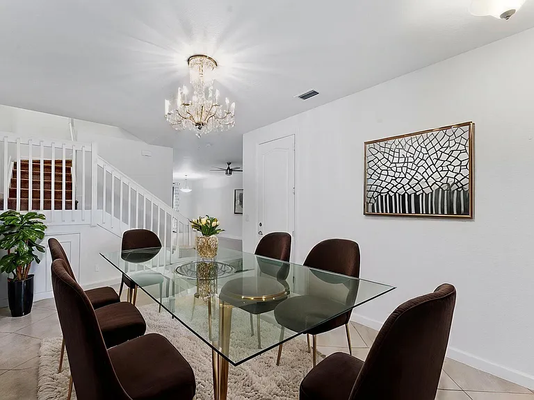 12756 Anthorne Ln — Photo 5