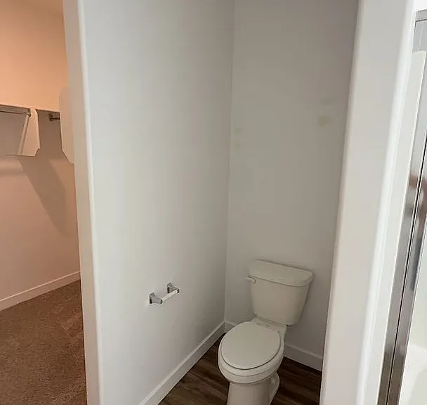 8285 N Lakeshore Drive — Photo 10