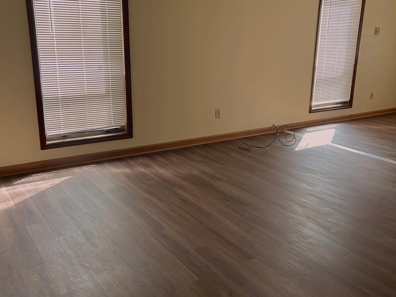 1156 Jill Ln SW — Photo 2