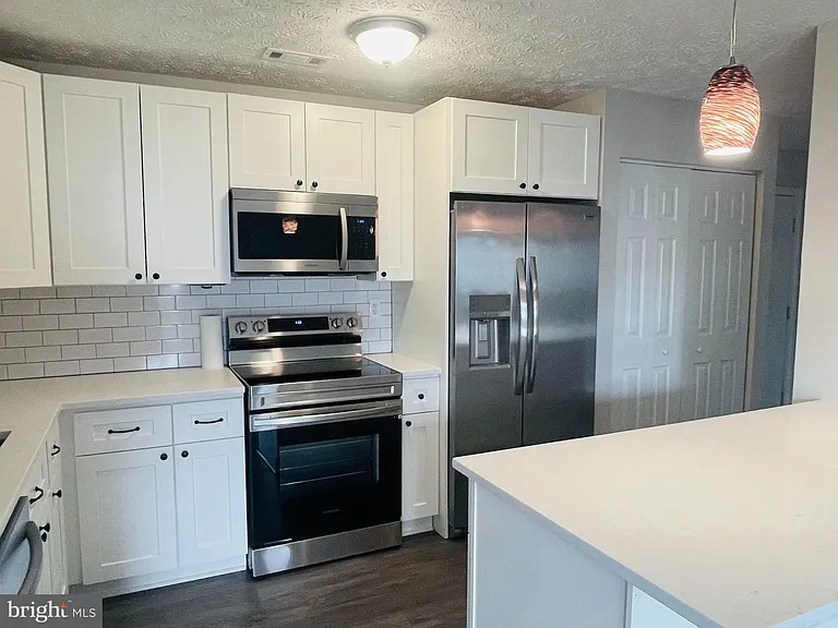 2137 Wainwright Ct #1C — Photo 18