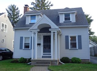 35 Briarcliff Rd, Rochester, NY 14616