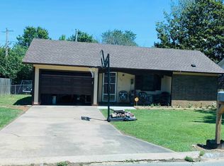 134 N Sawmill Rd, Searcy, AR 72143