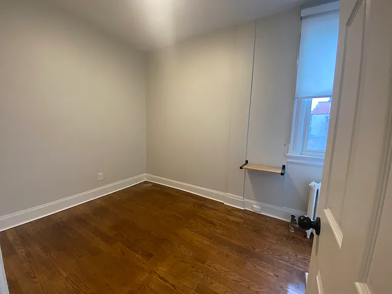 6 Fairlawn Ave #5 — Photo 7
