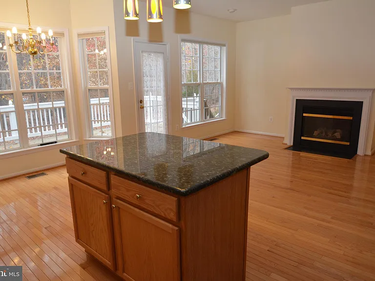 325 Winter Walk Dr — Photo 15