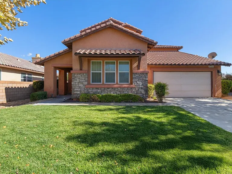 43834 Chaparral Dr — Photo 1
