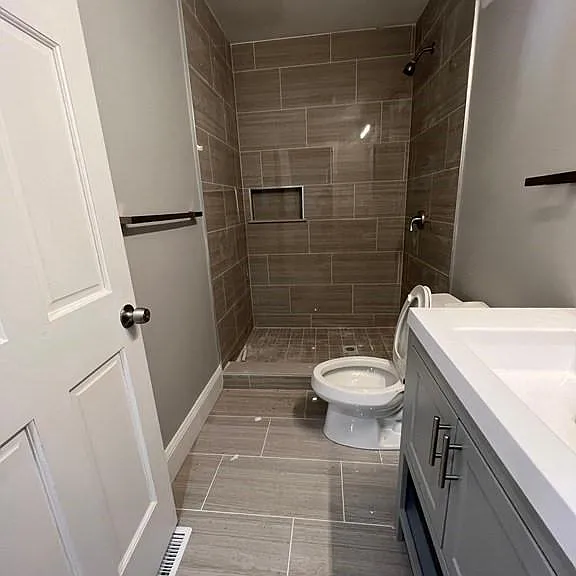 25 Pleasant St #2 — Photo 9