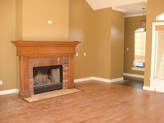4th image of 11056 Augusta Walk