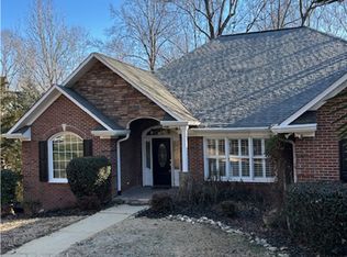 304 Ryans Run Ct, Greenville, SC 29615